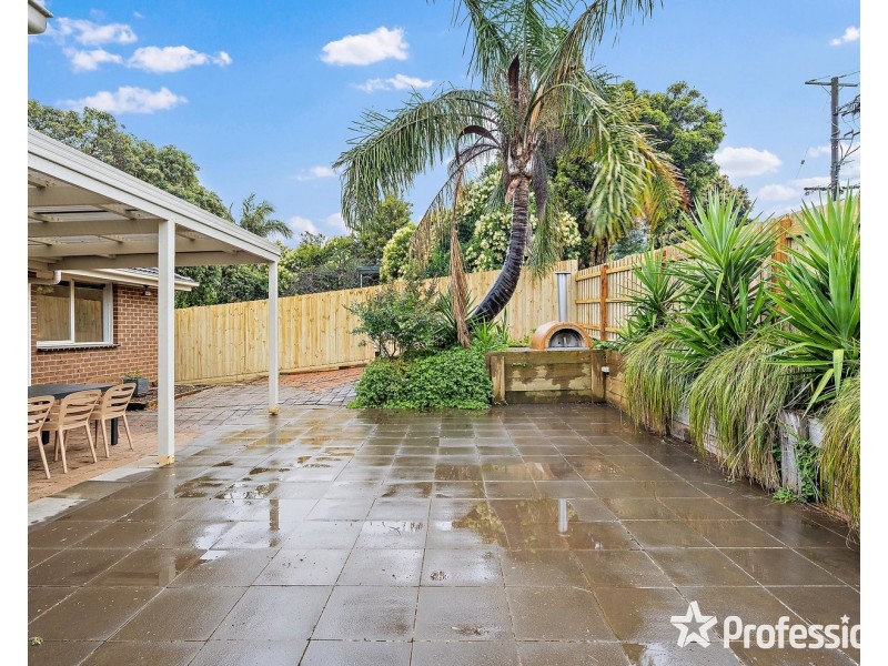 12 Biala Court, Mooroolbark VIC 3138