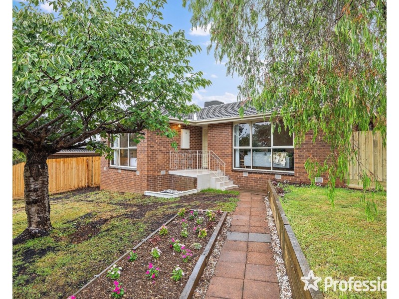 12 Biala Court, Mooroolbark VIC 3138