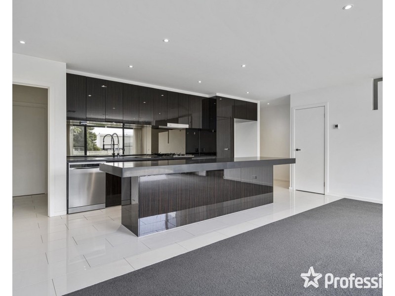 7 Bardaster Boulevard, Chirnside Park VIC 3116