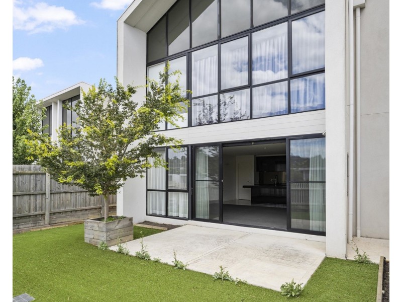 7 Bardaster Boulevard, Chirnside Park VIC 3116