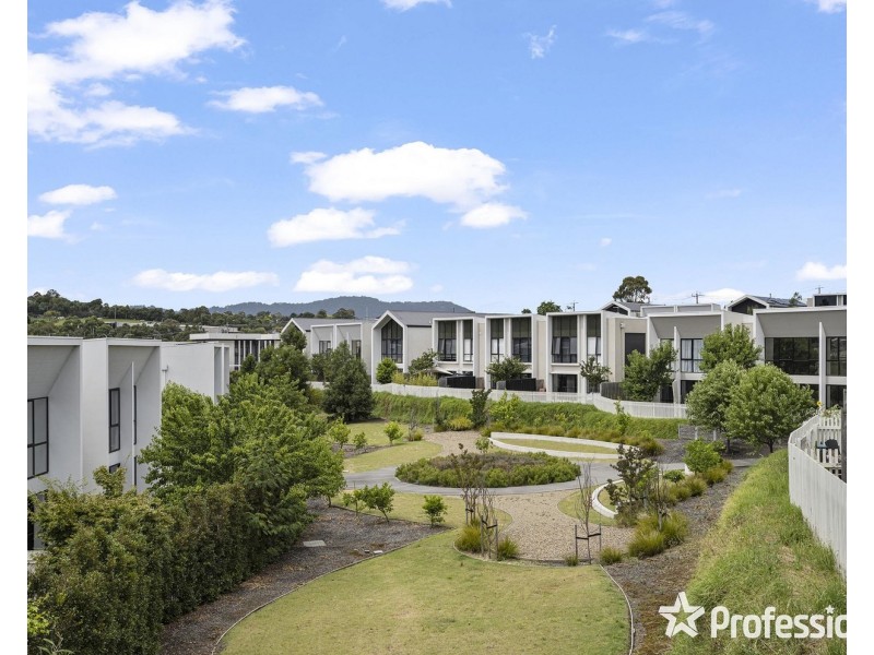 7 Bardaster Boulevard, Chirnside Park VIC 3116