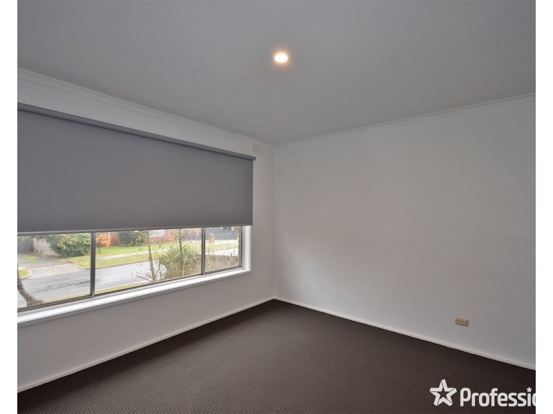 6 Monomeith Street, Mooroolbark VIC 3138