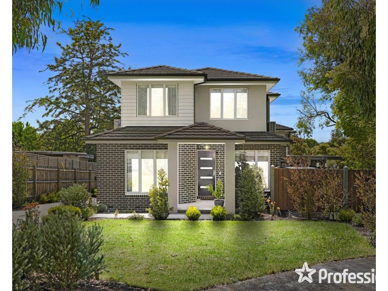 1/8 Montgomery Court, Kilsyth VIC 3137