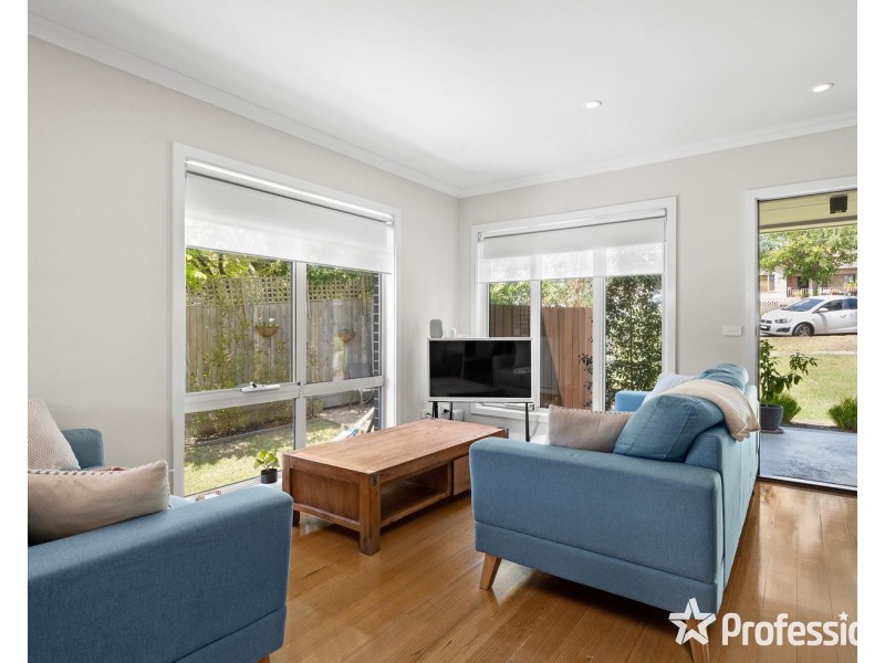 1/8 Montgomery Court, Kilsyth VIC 3137