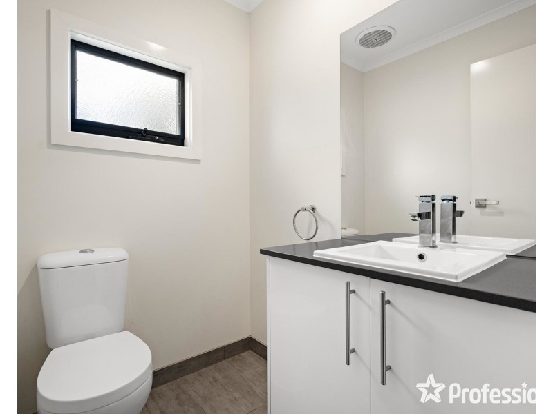 2a Wentworth Court, Mooroolbark VIC 3138