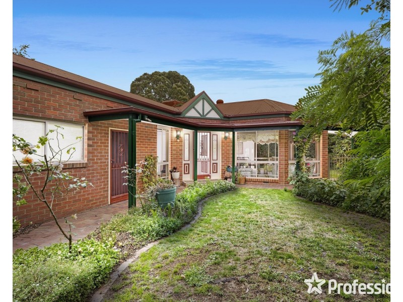 12 Lyric Court, Warranwood VIC 3134