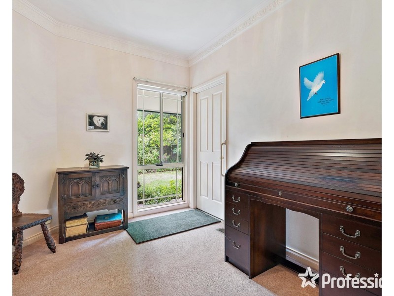 12 Lyric Court, Warranwood VIC 3134