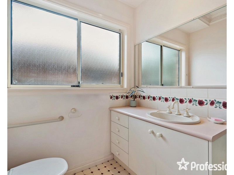 12 Lyric Court, Warranwood VIC 3134