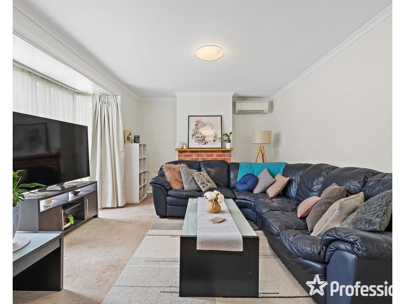 59 Diane Crescent, Croydon VIC 3136