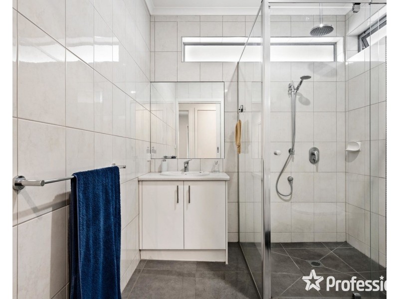 10 Prestige Close, Mooroolbark VIC 3138