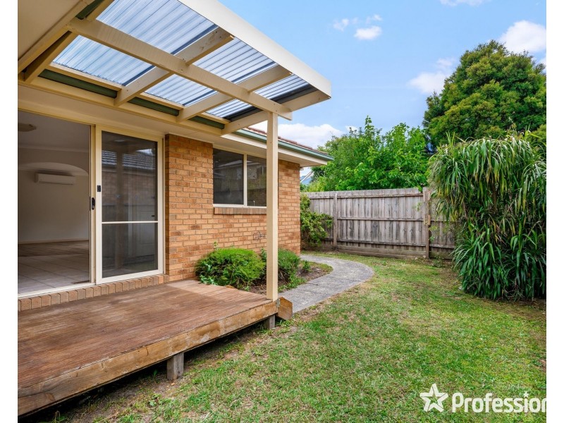 3/12 Railway Crescent, Croydon VIC 3136