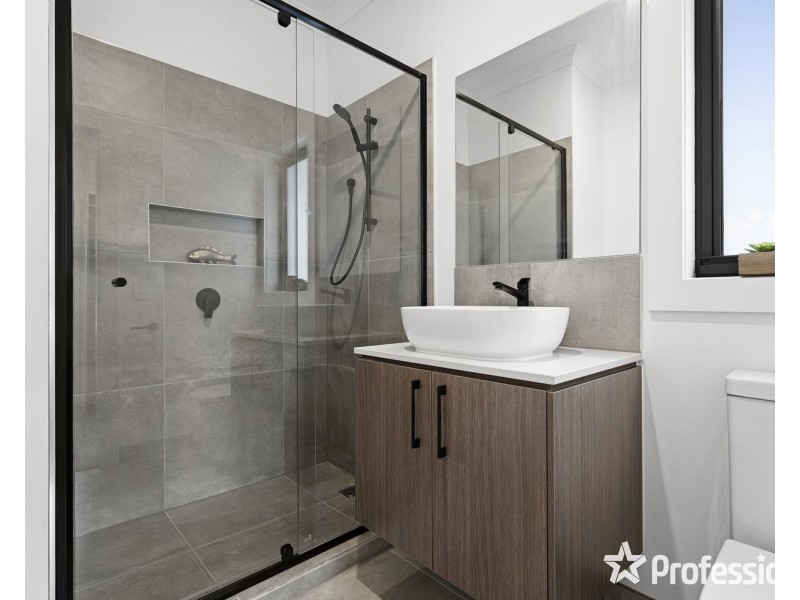 3/5 Stephen Crescent, Croydon VIC 3136