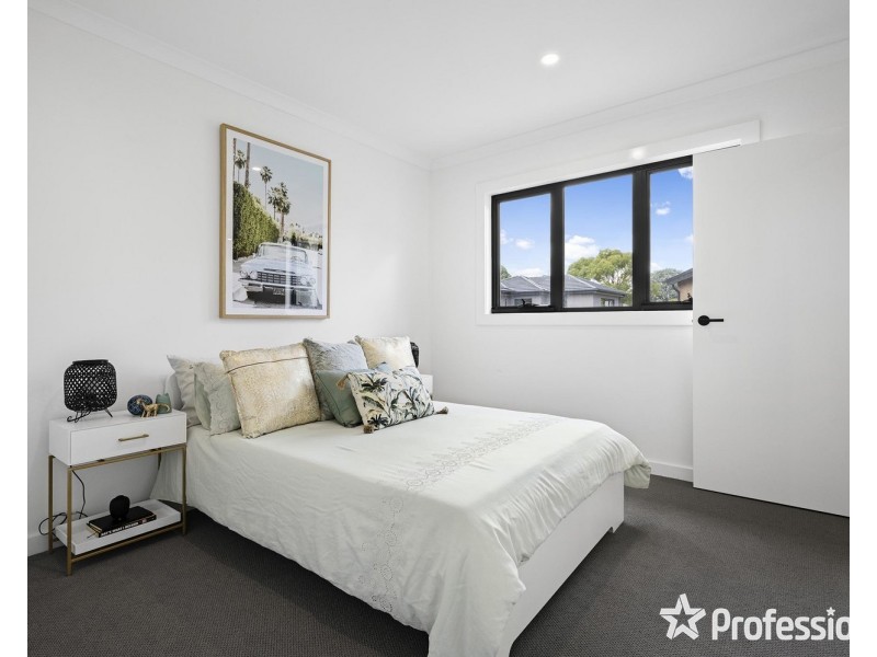 3/5 Stephen Crescent, Croydon VIC 3136