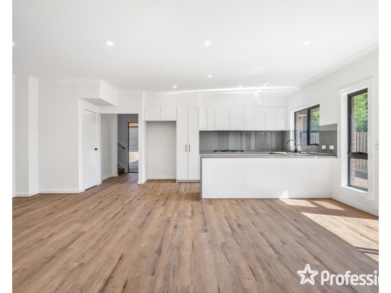 3/5 Stephen Crescent, Croydon VIC 3136