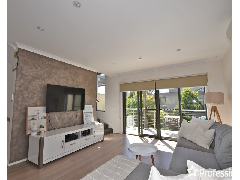 14 Primary Street, Mooroolbark VIC 3138