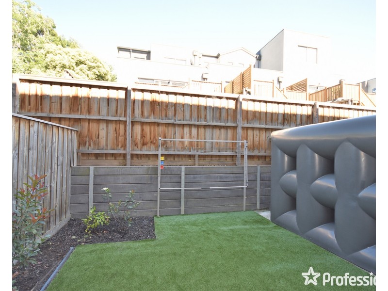 14 Primary Street, Mooroolbark VIC 3138