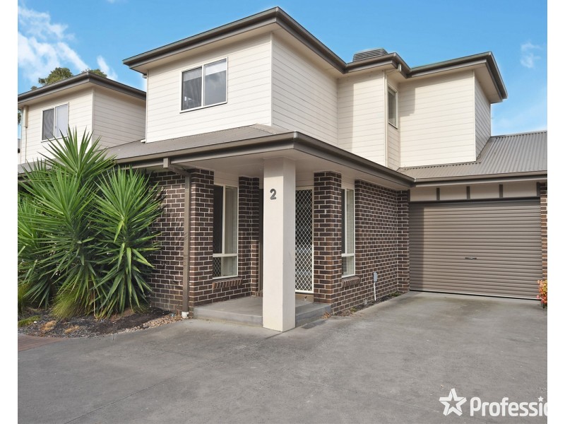 2 Heath Close, Mooroolbark VIC 3138
