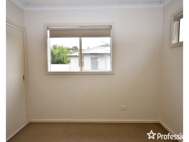 2 Heath Close, Mooroolbark VIC 3138