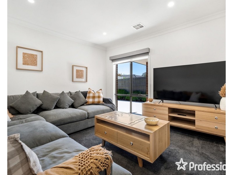 10a Geoffrey Drive, Kilsyth VIC 3137