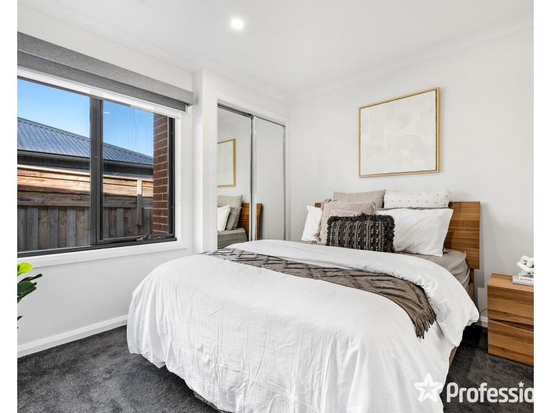 10a Geoffrey Drive, Kilsyth VIC 3137