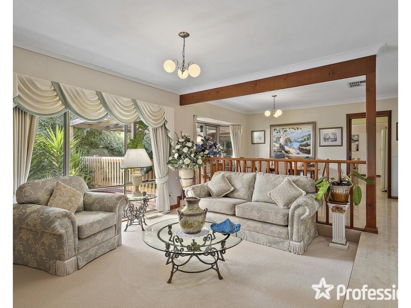 2 French Close, Mooroolbark VIC 3138