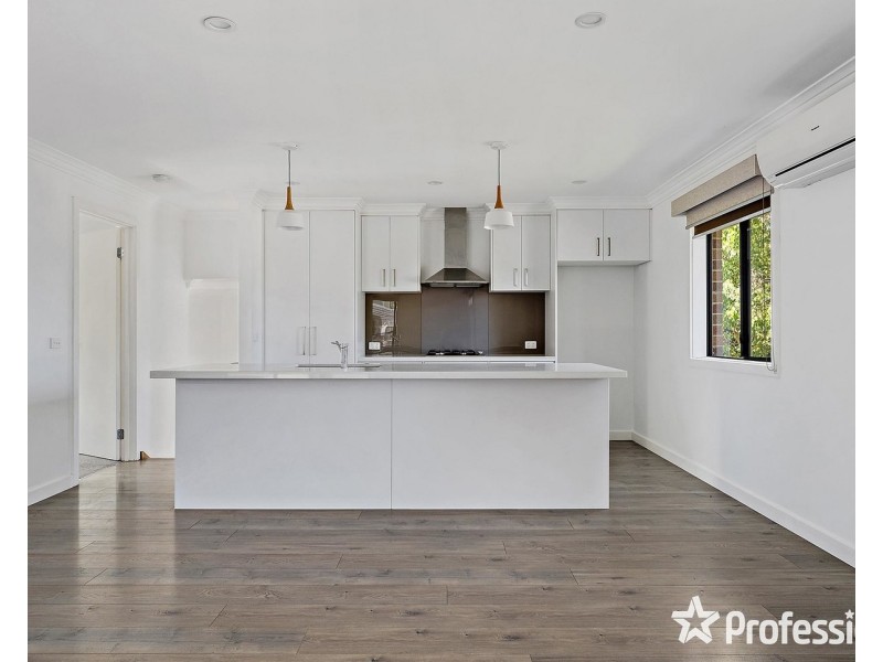 1A Yuruga Court, Mooroolbark VIC 3138