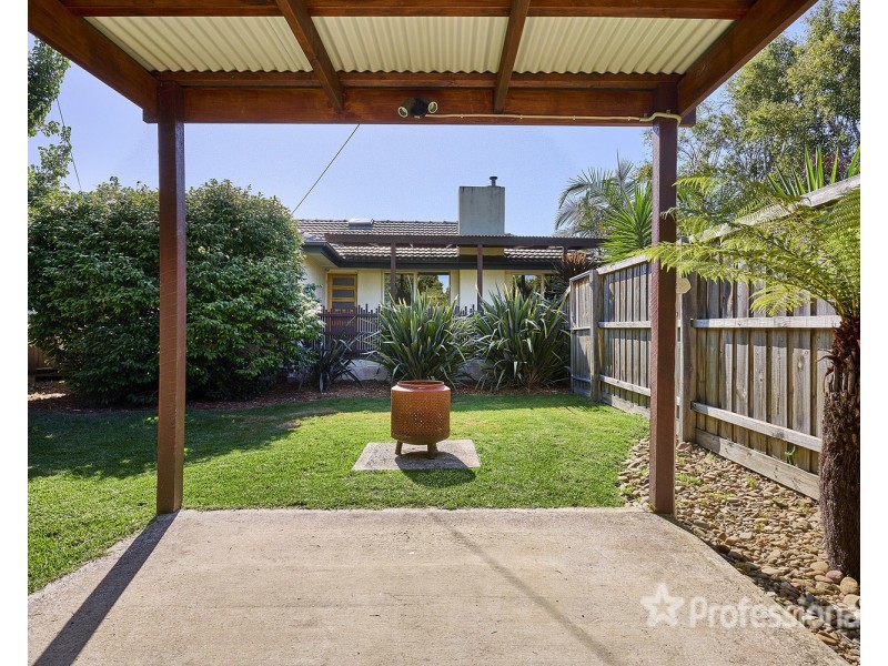 1/8 Mersey Road, Kilsyth VIC 3137