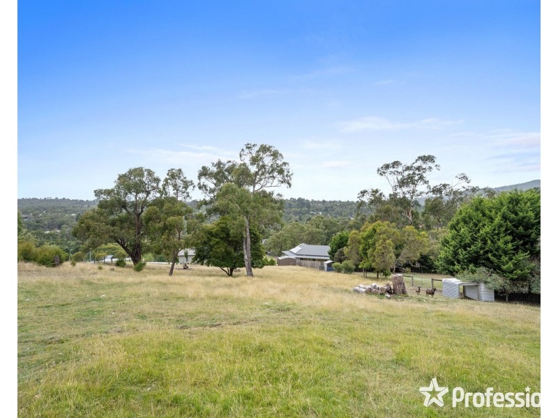 11 Allenby Road, Lilydale VIC 3140
