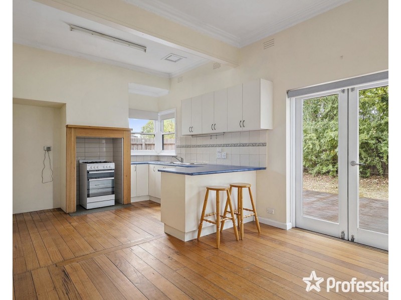80 Hull Road, Croydon VIC 3136