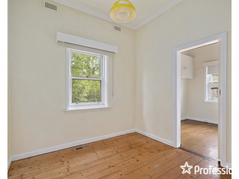 80 Hull Road, Croydon VIC 3136
