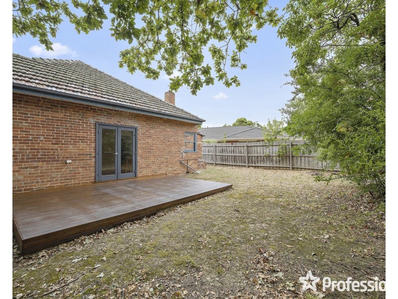 80 Hull Road, Croydon VIC 3136