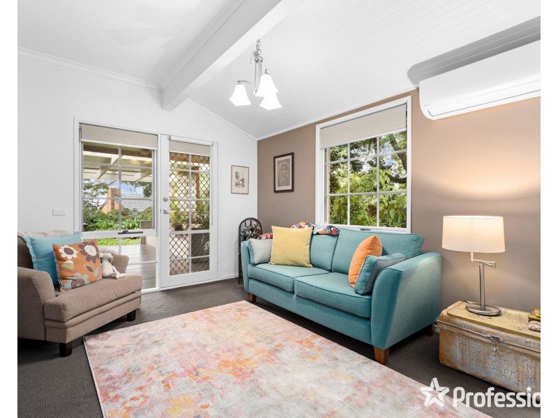 28 Great Oak Court, Mooroolbark VIC 3138