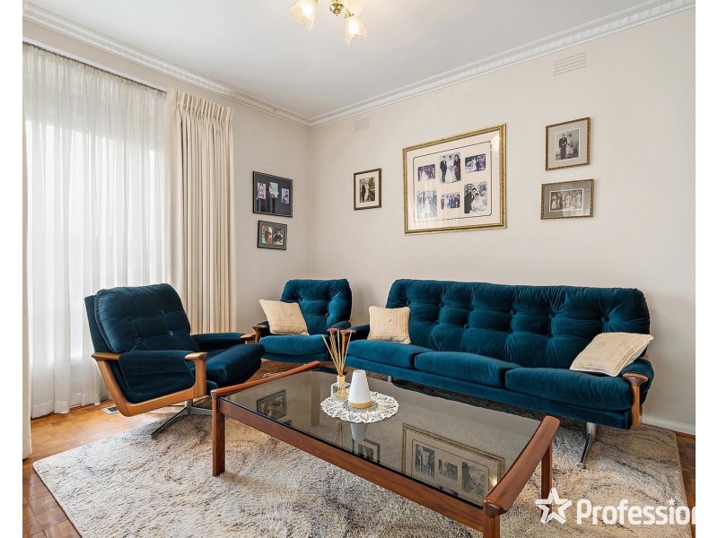 46 Longfellow Avenue, Mooroolbark VIC 3138