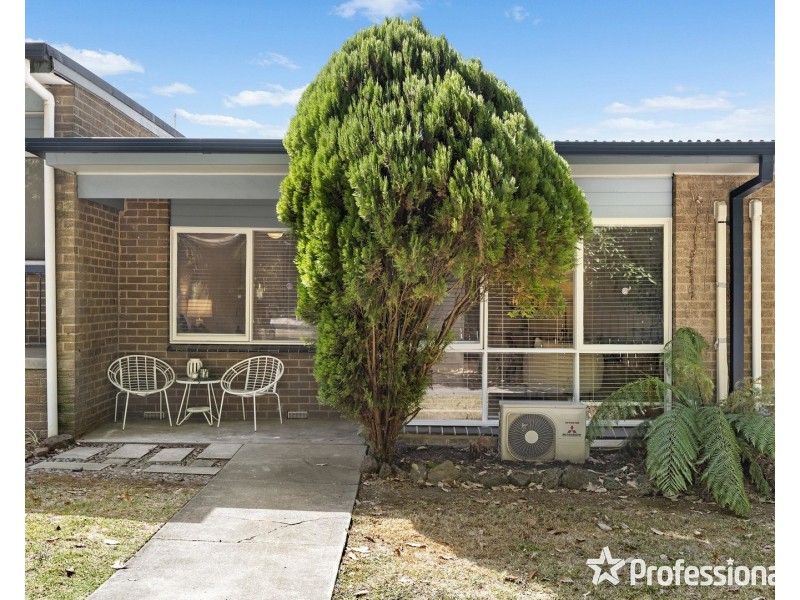 2/5 Cave Hill Road, Lilydale VIC 3140