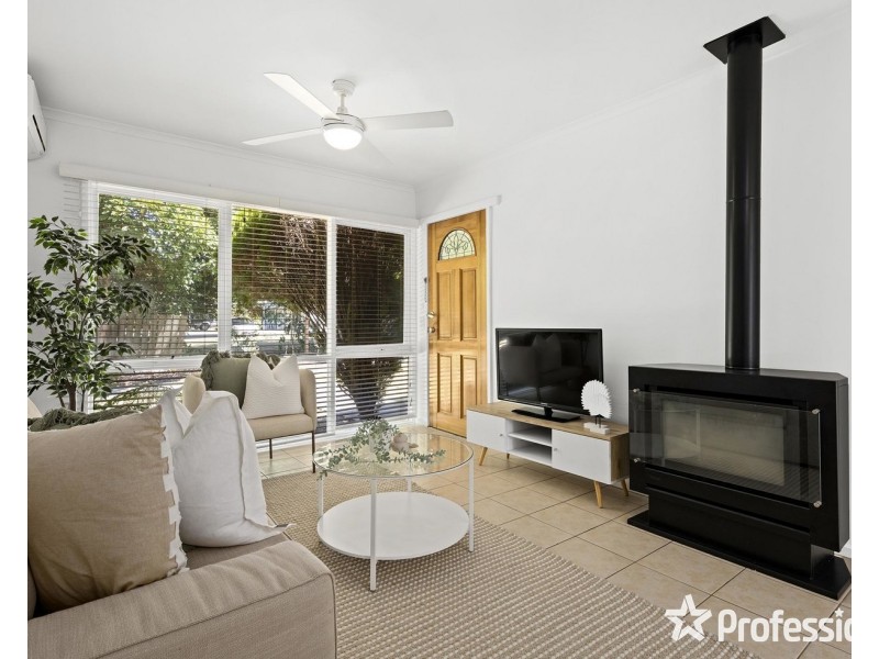 2/5 Cave Hill Road, Lilydale VIC 3140