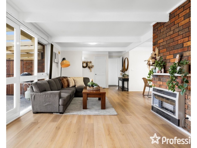 3 Drovers Walk, Chirnside Park VIC 3116