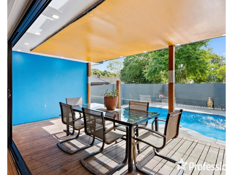 24 Arkarra Court, Mooroolbark VIC 3138