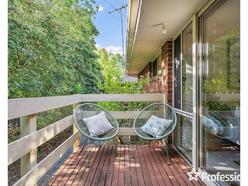 2/7 Emma Road, Croydon VIC 3136