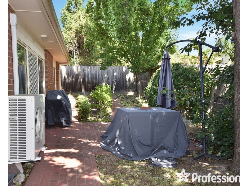 2/53 Mangans Road, Lilydale VIC 3140