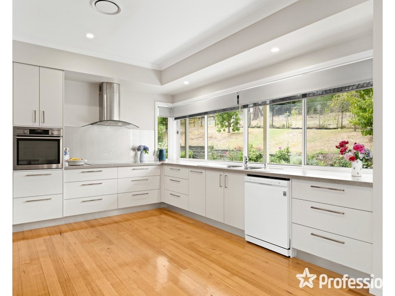 91 Old Hereford Road, Mount Evelyn VIC 3796