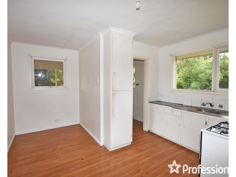 5 Milton Court, Mooroolbark VIC 3138