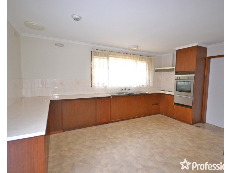 7 Highland Avenue, Croydon VIC 3136