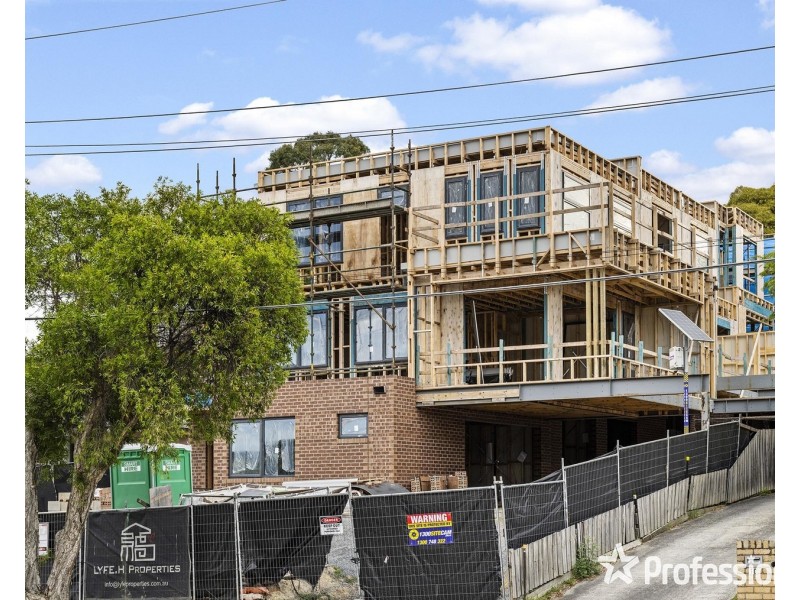 2, 4 & 5/12 Cardigan Road, Mooroolbark VIC 3138