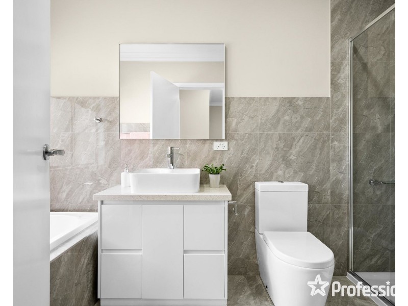 4 Raffaele Close, Lilydale VIC 3140