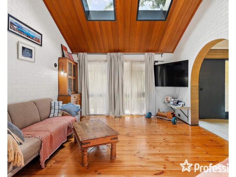 2 Hawkins Road, Montrose VIC 3765