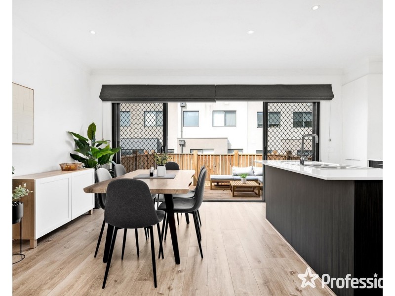 5 Toby Place, Mooroolbark VIC 3138