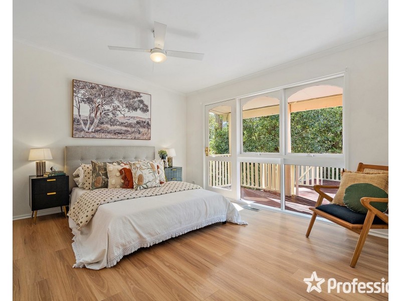 16 Joy Avenue, Mount Evelyn VIC 3796