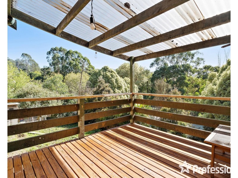13 Outlook Drive, Kalorama VIC 3766