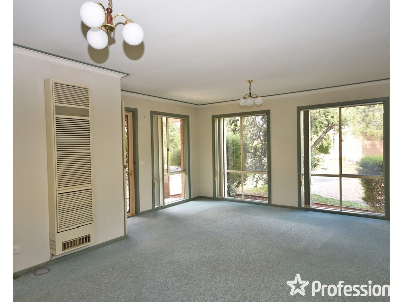 11/108 Sherlock Road, Mooroolbark VIC 3138