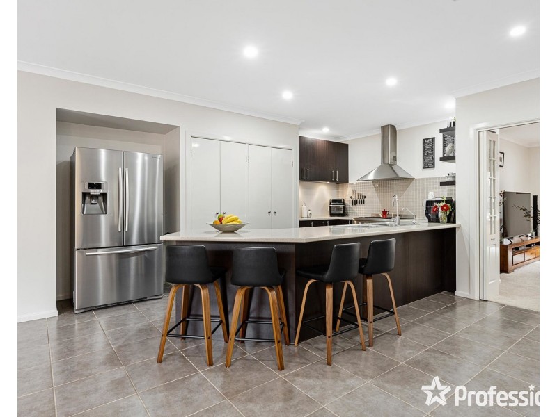 41 Tudor Drive, Mooroolbark VIC 3138